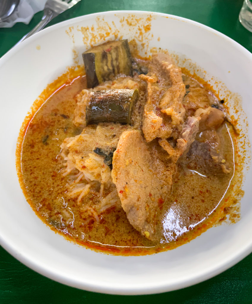 Red Curry Pork, Sanpakoi Kanomjeen, Bangkok